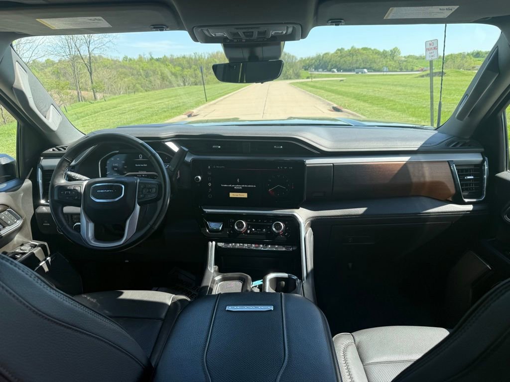 Used 2024 GMC Sierra 2500 Denali w/ Denali Reserve Package image 21