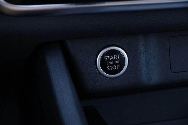 Used 2021 Nissan Rogue SV image 14