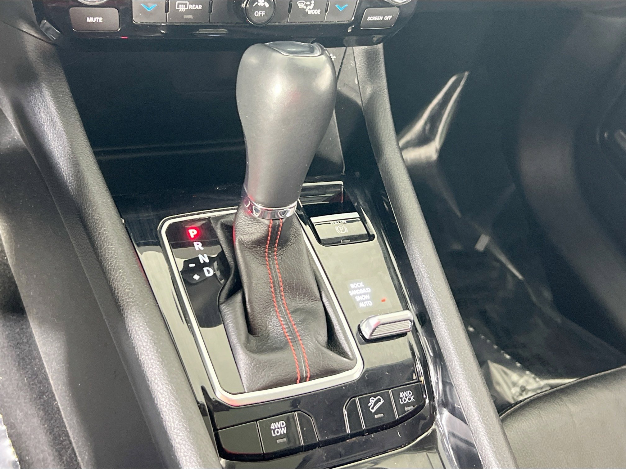 Used 2022 Jeep Compass Trailhawk w/ Sun and Sound Group image 16