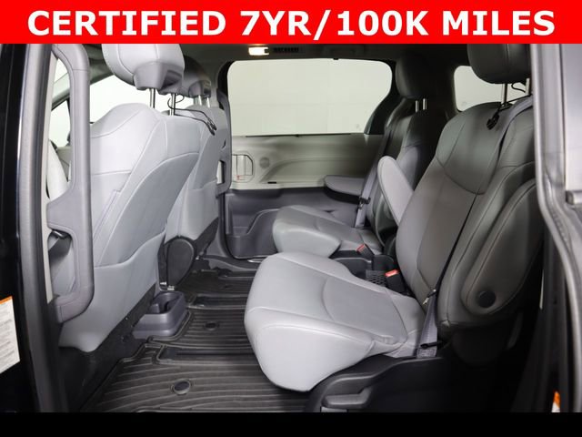 Used 2023 Toyota Sienna XLE w/ XLE Plus Package FWD image 13
