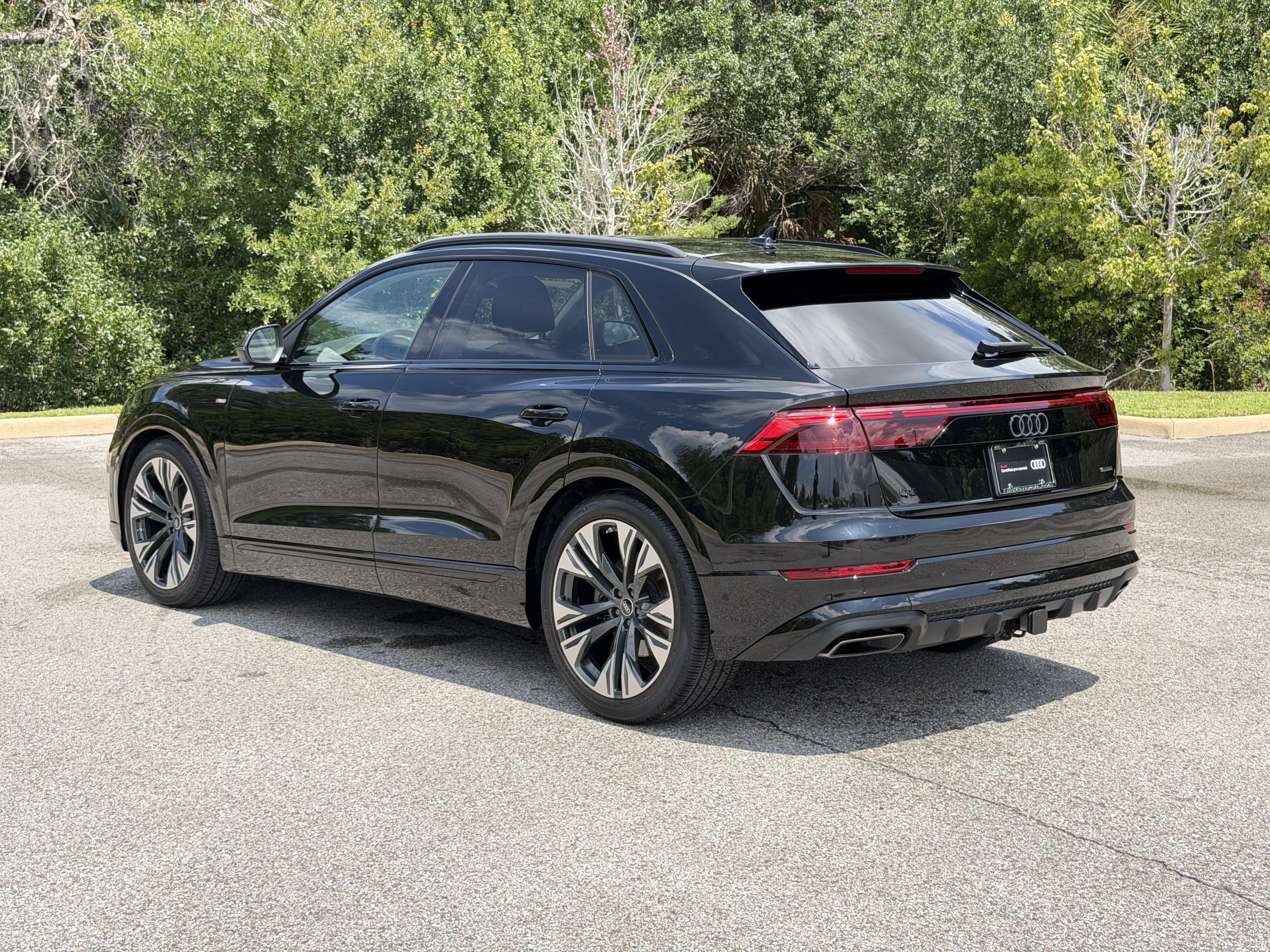 Certified 2026 Audi Q8 Premium Plus AWD/4WD image 5