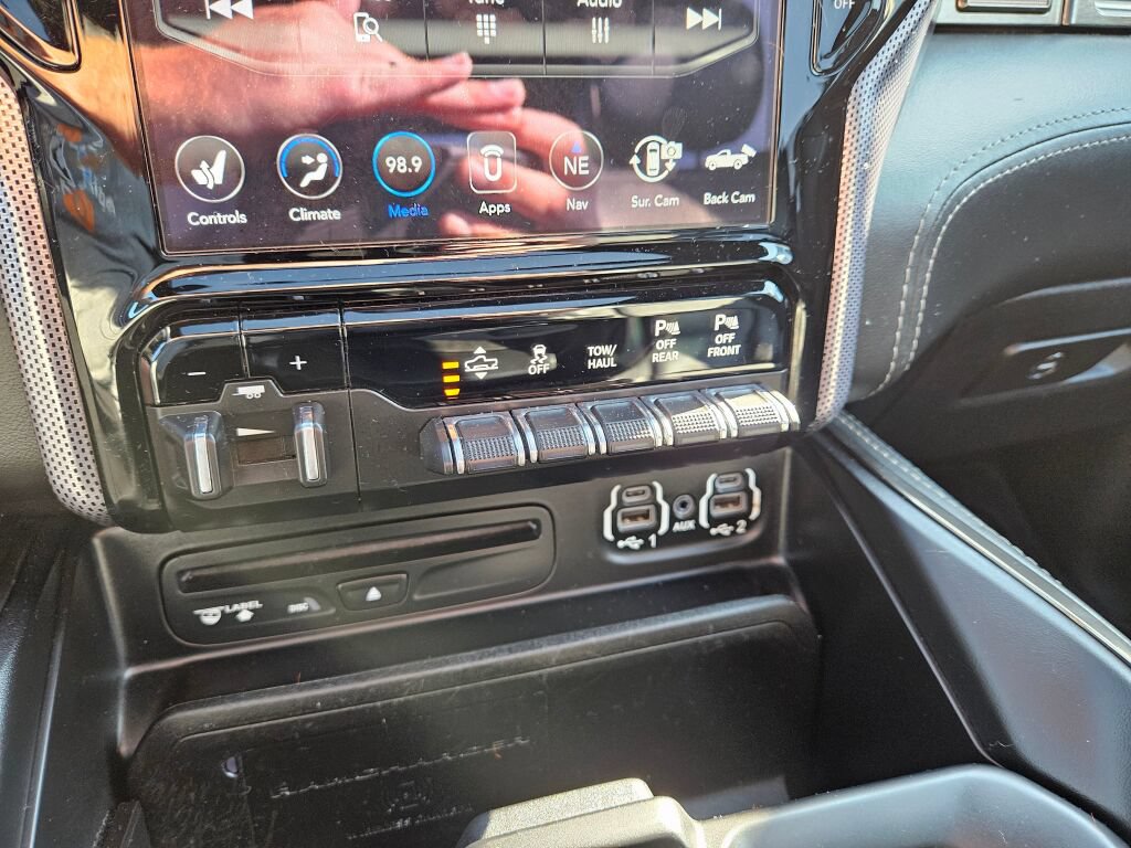 Used 2019 RAM 1500 Limited AWD/4WD image 24