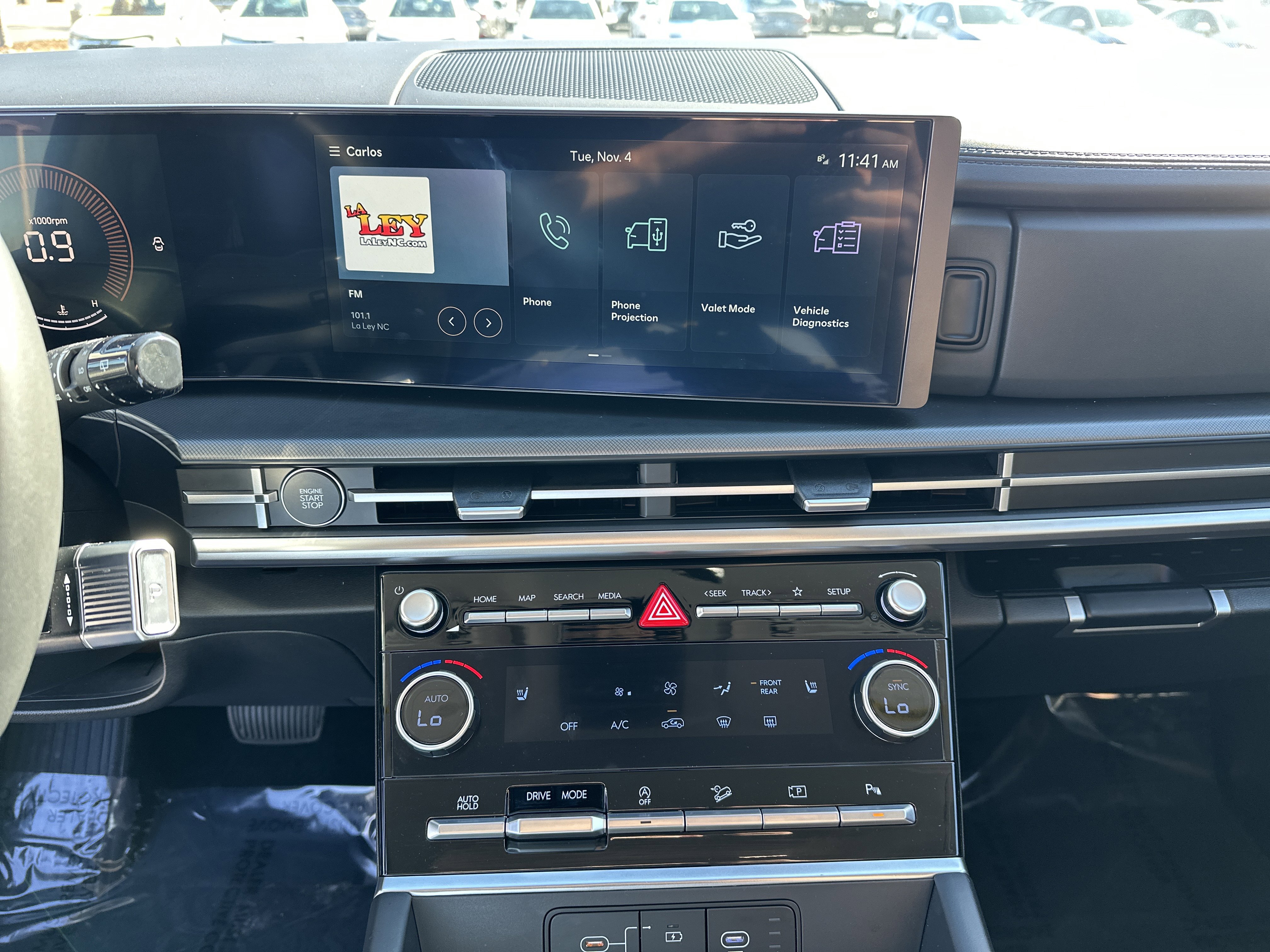 Used 2025 Hyundai Santa Fe SEL image 24