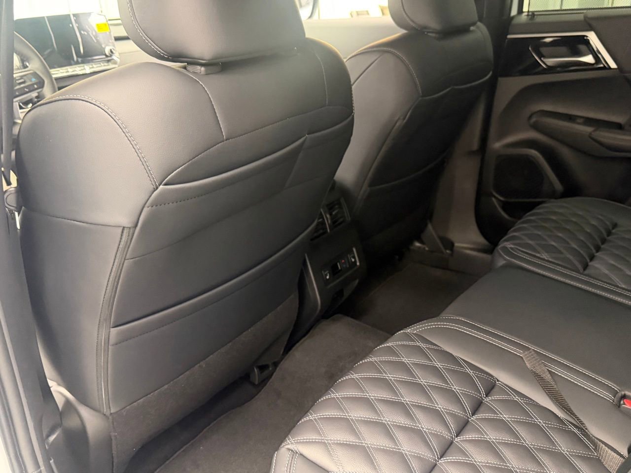 New 2026 Nissan Rogue Platinum image 25