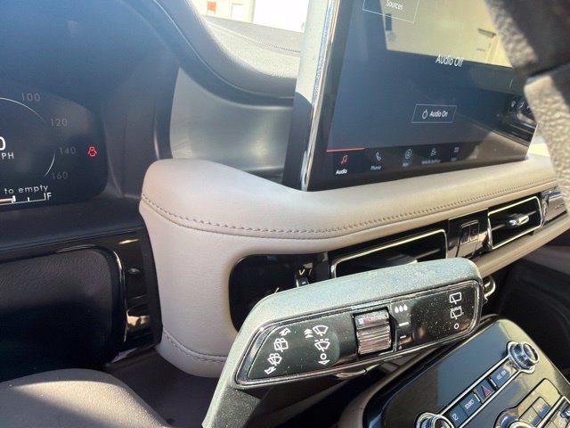 Certified 2022 Lincoln Nautilus FWD w/ Premium Package image 26