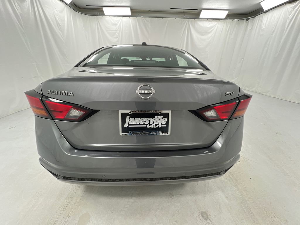 Used 2024 Nissan Altima 2.5 SV image 30