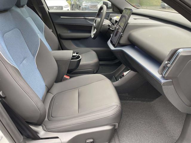 New 2026 Volvo EX30 Plus w/ Protection Package Premier AWD/4WD image 20