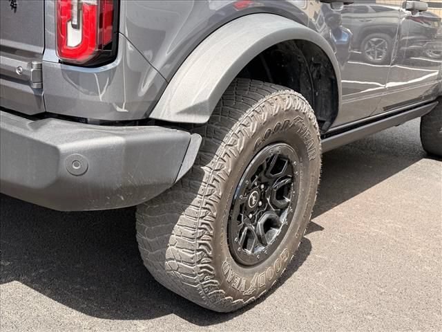 Used 2023 Ford Bronco Wildtrak AWD/4WD image 9