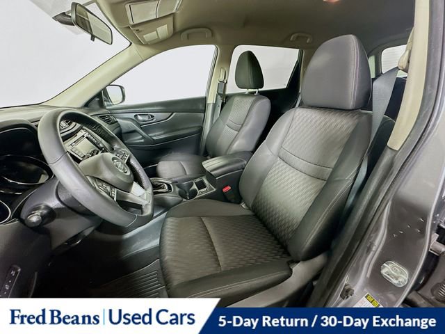 Used 2018 Nissan Rogue SV w/ Premium Package image 23