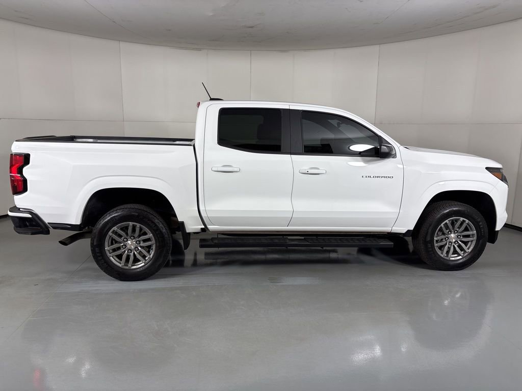 Used 2024 Chevrolet Colorado LT image 12