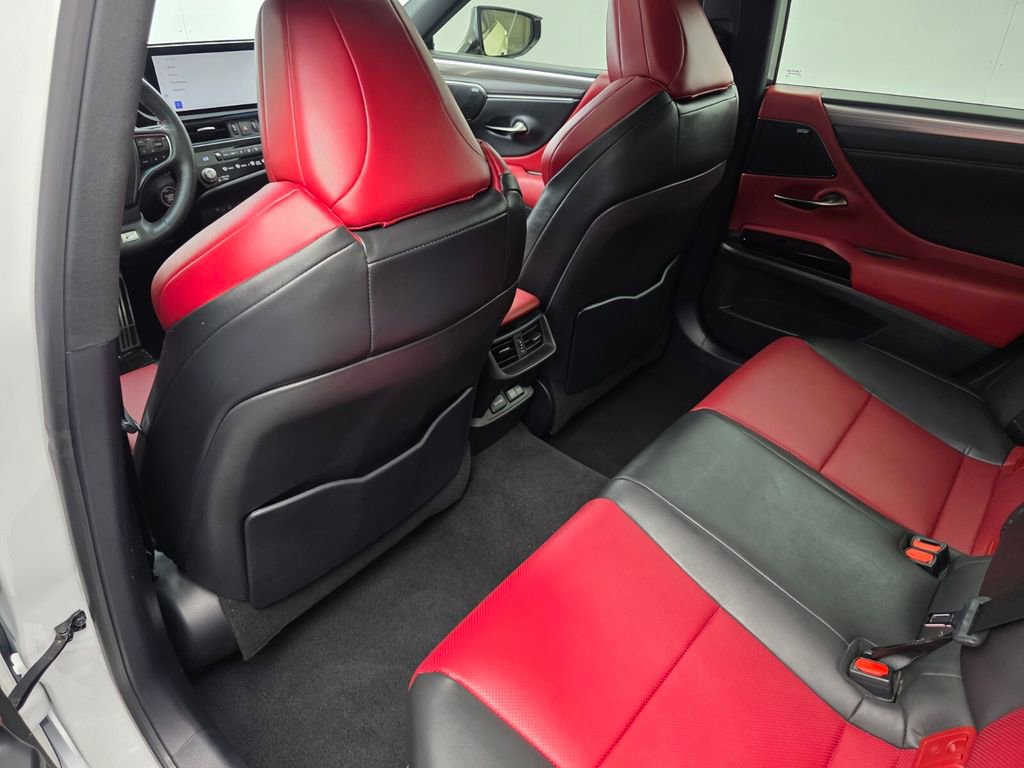 Used 2024 Lexus ES 350 F Sport w/ Accessory Package (Z2) FWD image 15