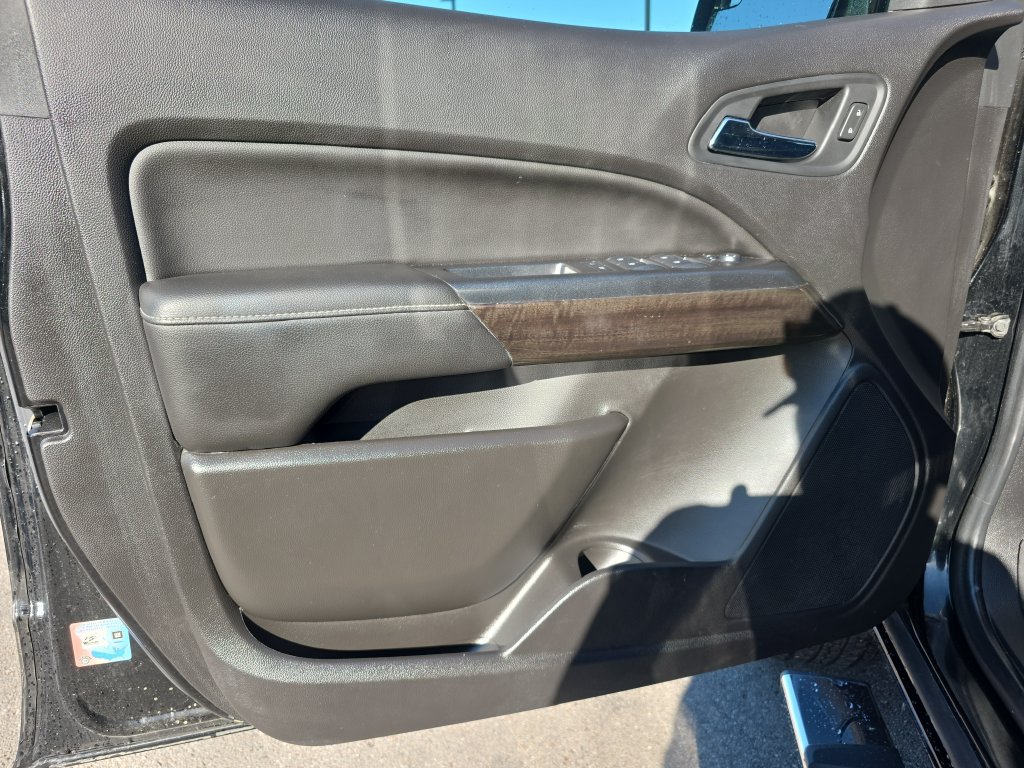 Used 2016 GMC Canyon SLE w/ SLE Convenience Package RWD image 18