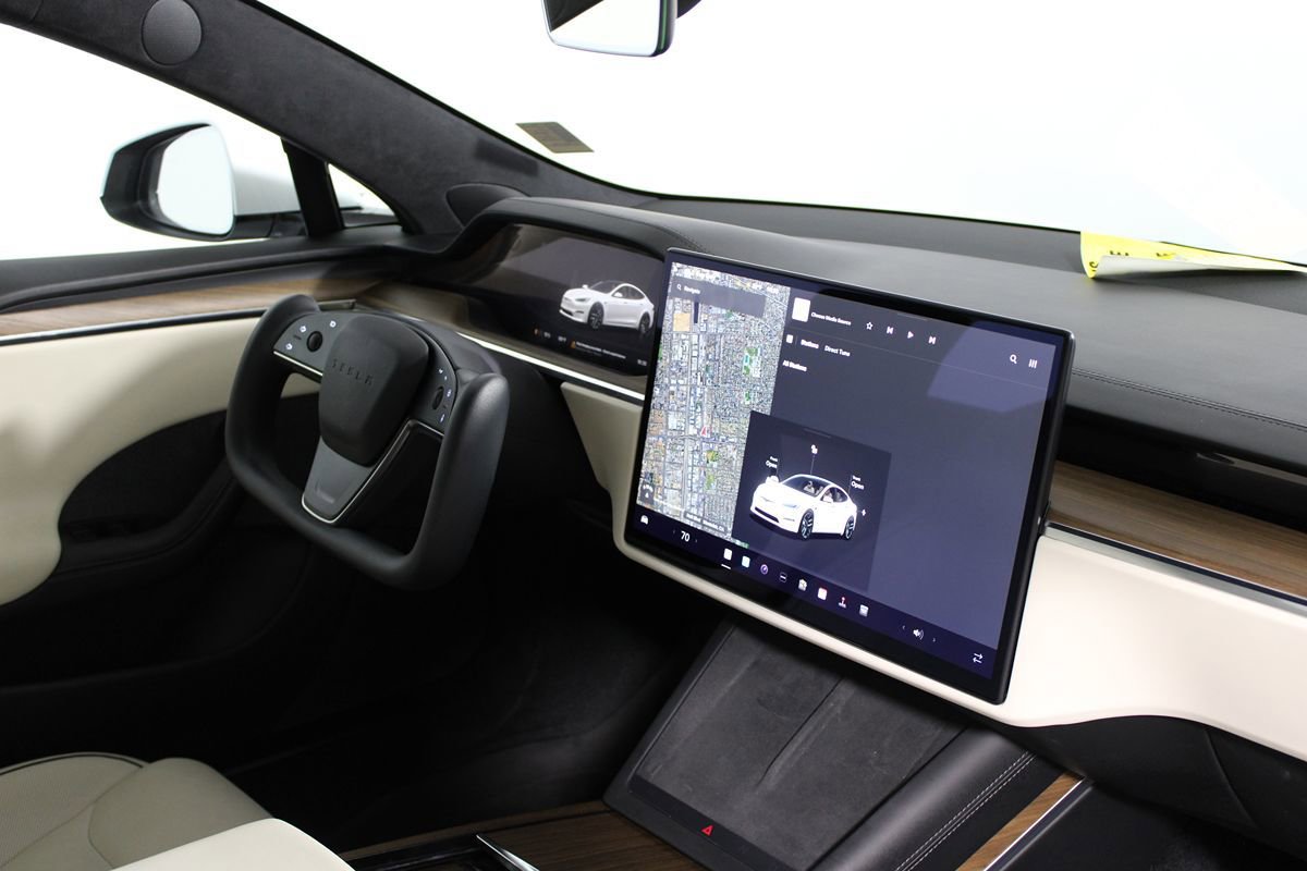 Used 2021 Tesla Model S Plaid AWD/4WD image 12