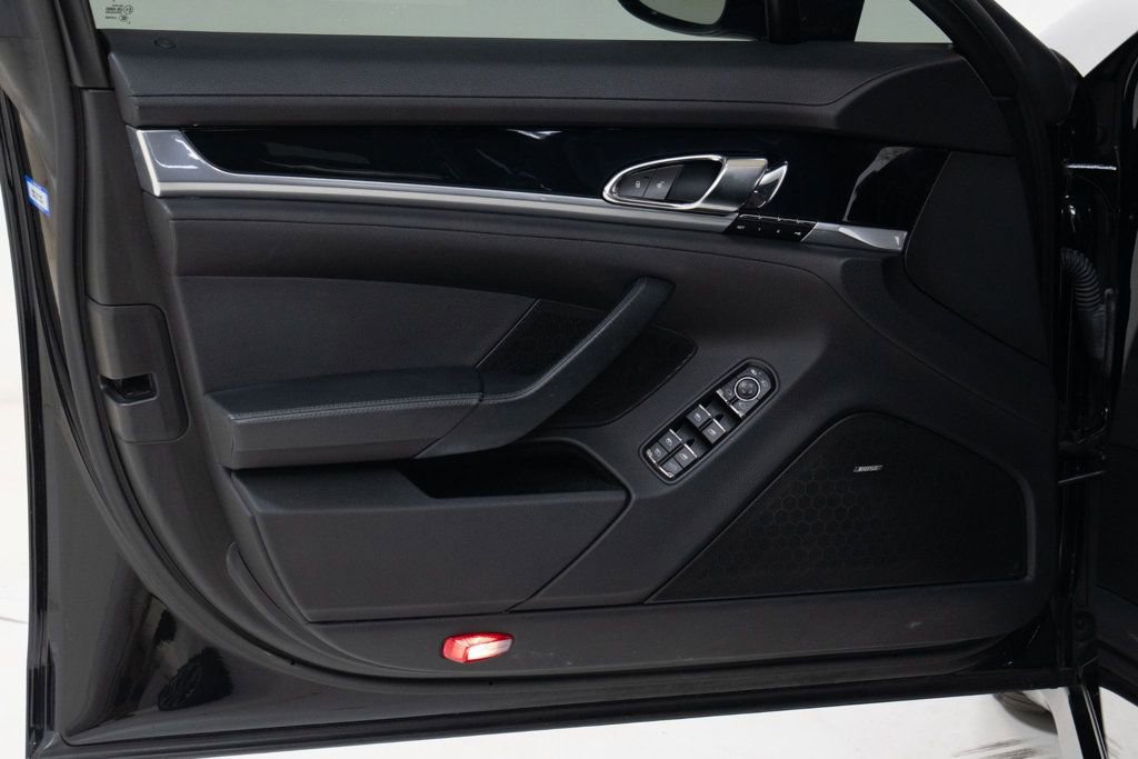 Used 2016 Porsche Panamera Edition image 22
