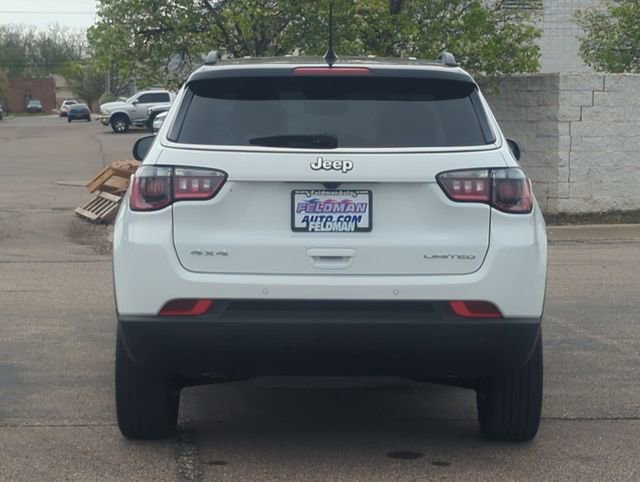 Used 2025 Jeep Compass Limited AWD/4WD image 4