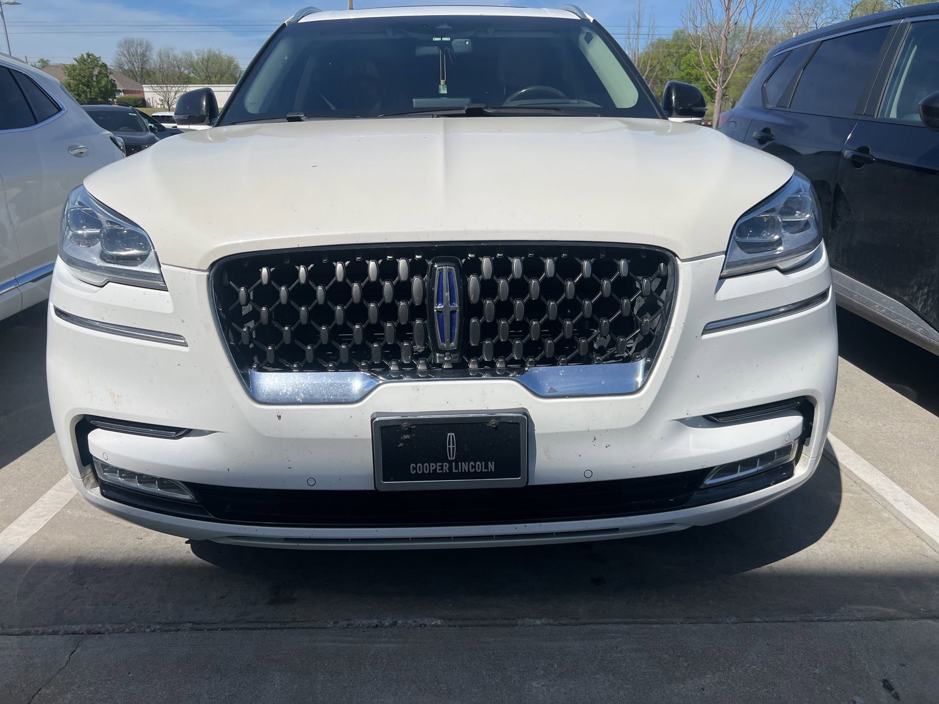 Used 2020 Lincoln Aviator Grand Touring w/ Equipment Group 301A image 1