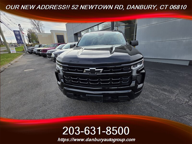 Used 2024 Chevrolet Silverado 1500 RST image 2