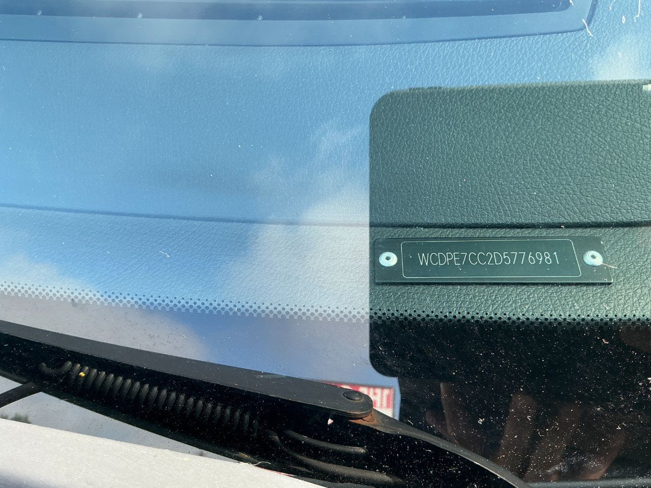 Used 2013 Freightliner Sprinter 2500 image 27