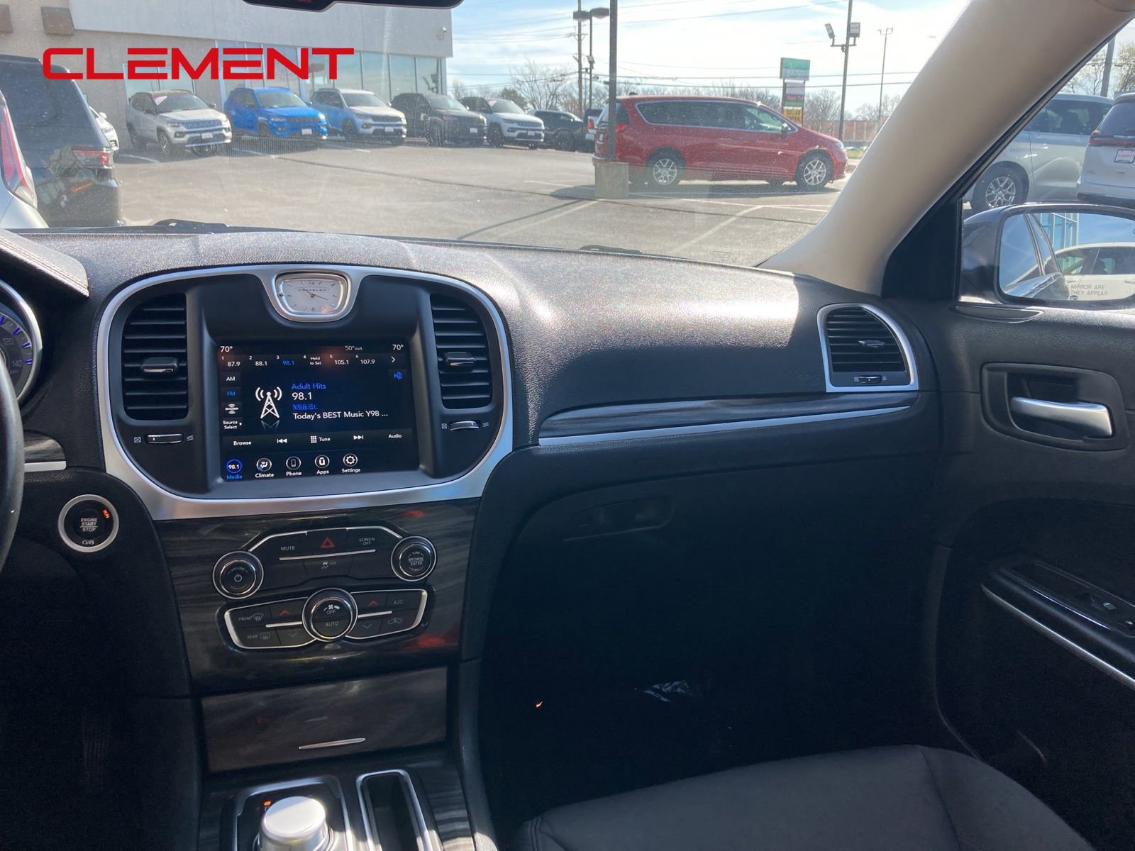Used 2021 Chrysler 300 Touring image 16