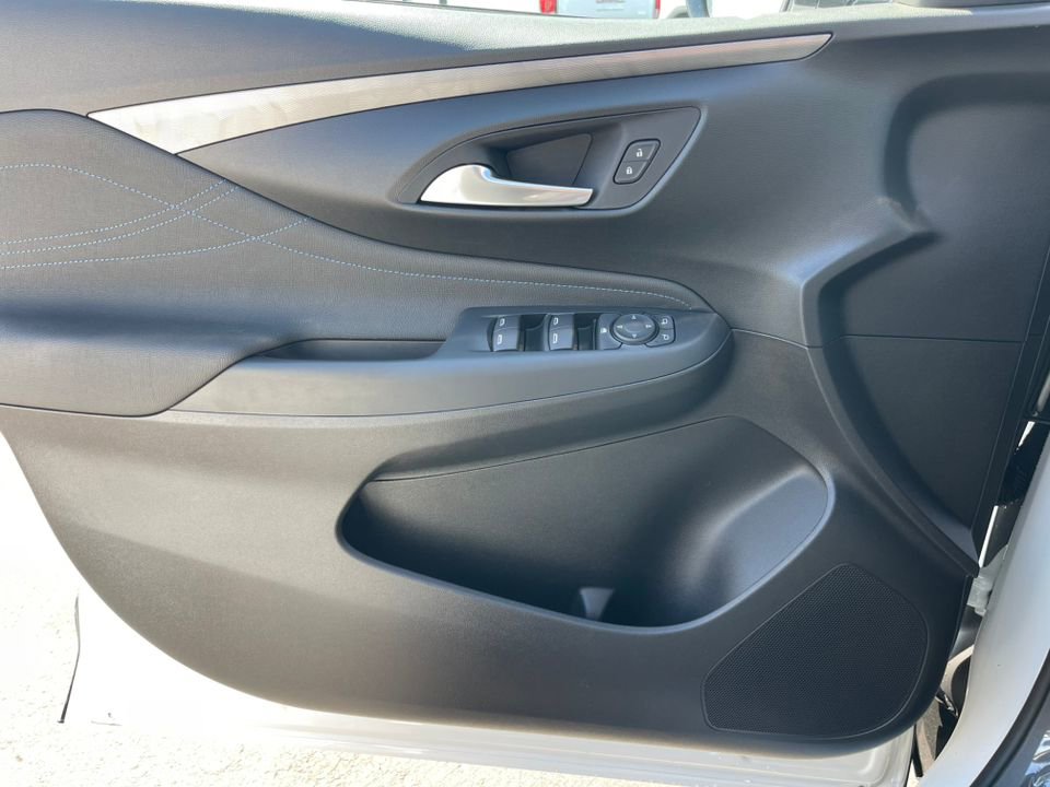 New 2026 Buick Envista Sport Touring w/ Convenience I Package image 24