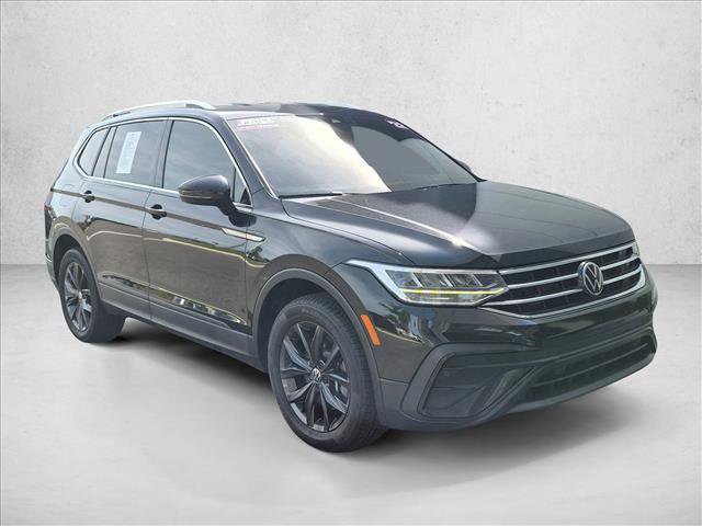 Used 2022 Volkswagen Tiguan SE FWD image 3