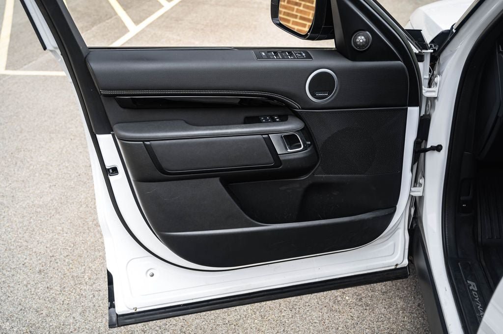 Used 2023 Land Rover Discovery Metropolitan Edition AWD/4WD image 21