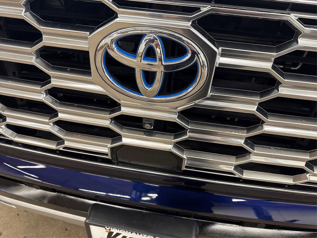 Used 2023 Toyota Sequoia Capstone image 17