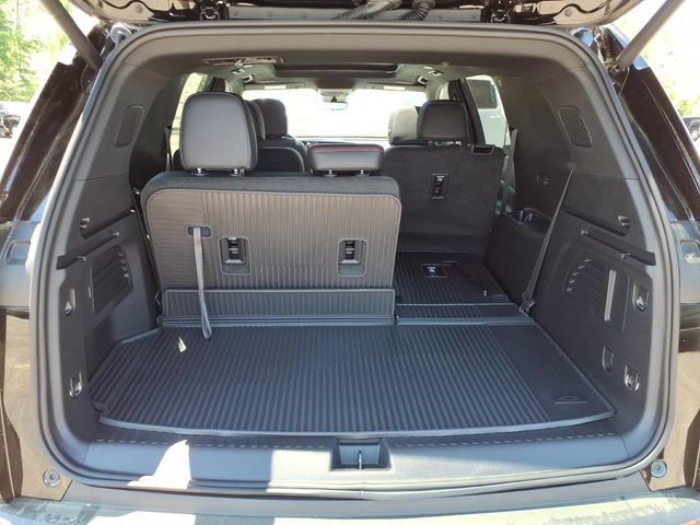 New 2026 Chevrolet Traverse Z71 w/ Enhanced Driving Package AWD/4WD image 13