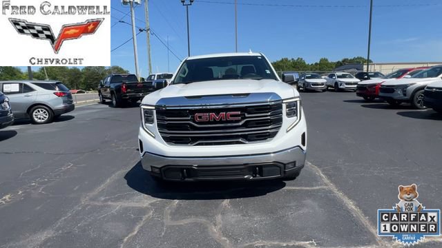 Certified 2025 GMC Sierra 1500 SLT RWD image 3