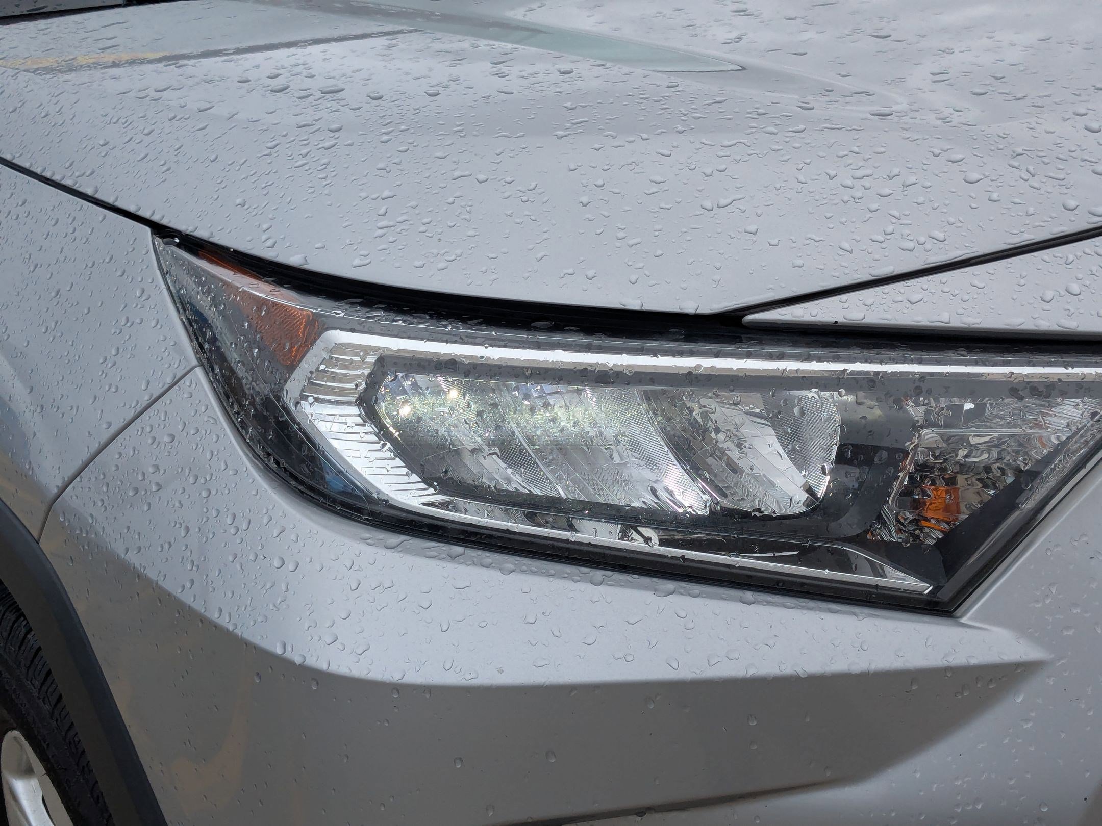 Used 2020 Toyota RAV4 XLE image 10