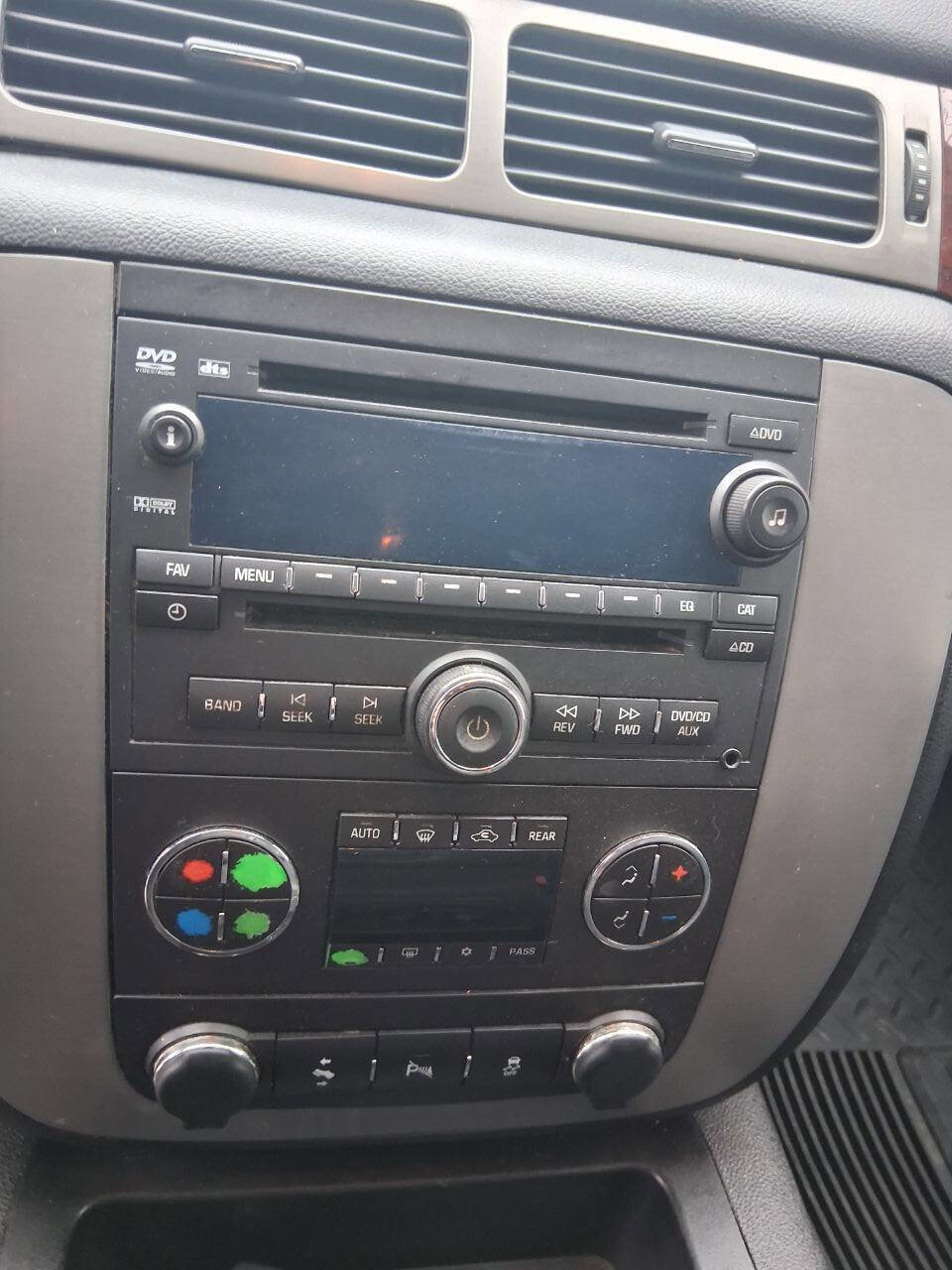 Used 2013 GMC Yukon XL SLT w/ SLT-2 Equipment Package image 16