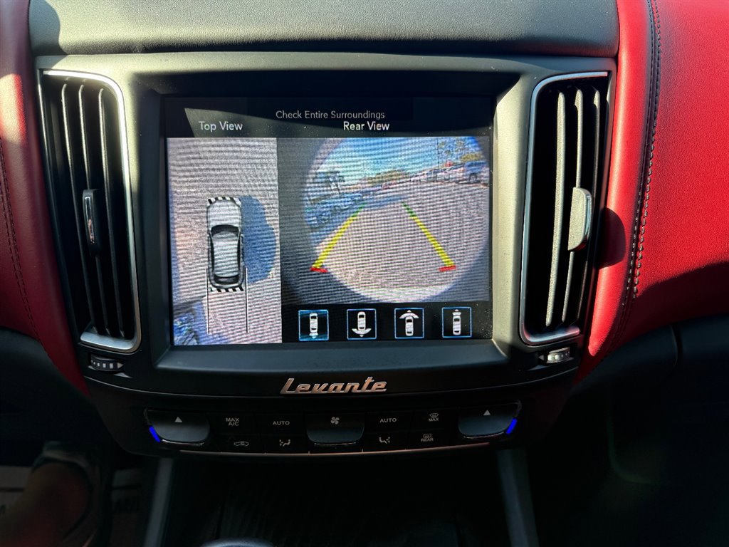 Used 2019 Maserati Levante GranLusso image 20