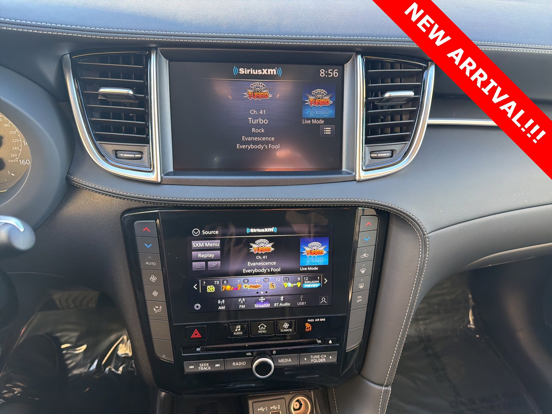 Used 2025 INFINITI QX50 Pure image 10