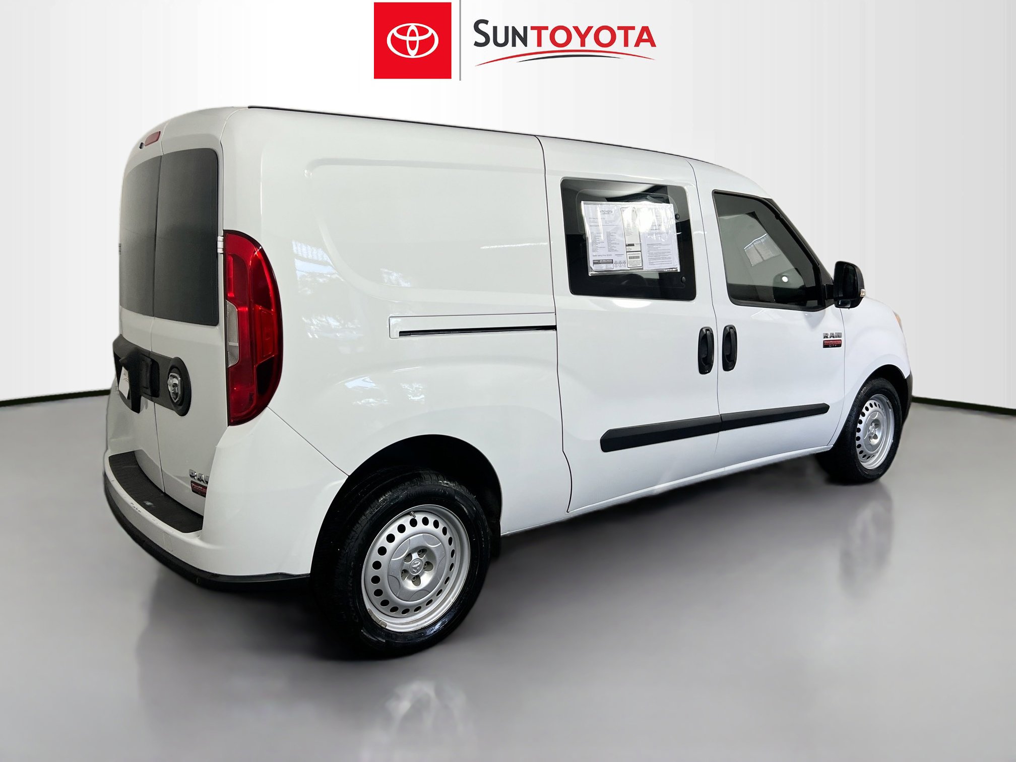 Used 2022 RAM ProMaster City Wagon image 4