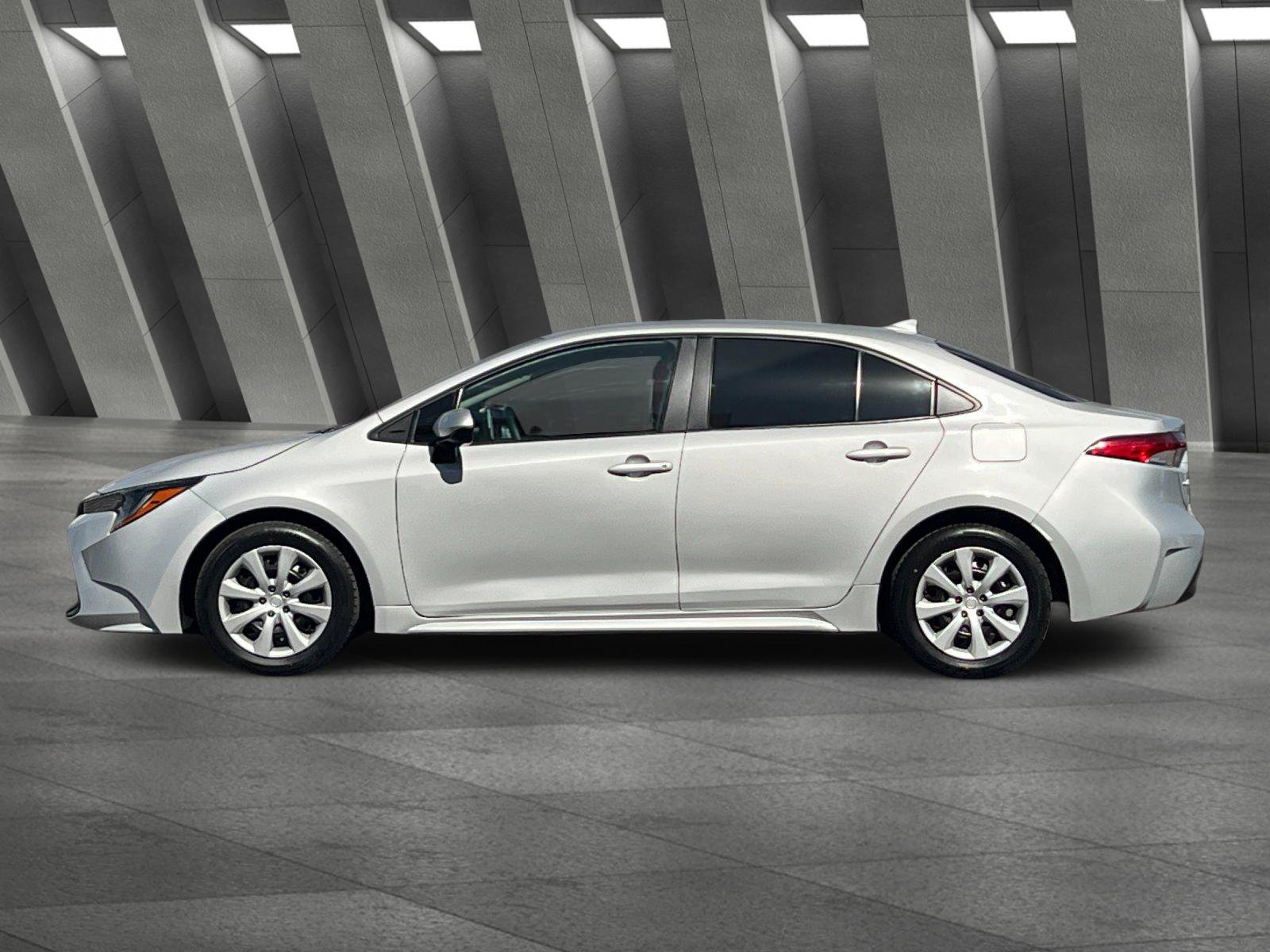 Used 2024 Toyota Corolla LE FWD image 7