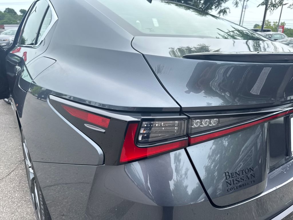 Used 2023 Lexus IS 350 F Sport w/ Memory Package RWD image 41