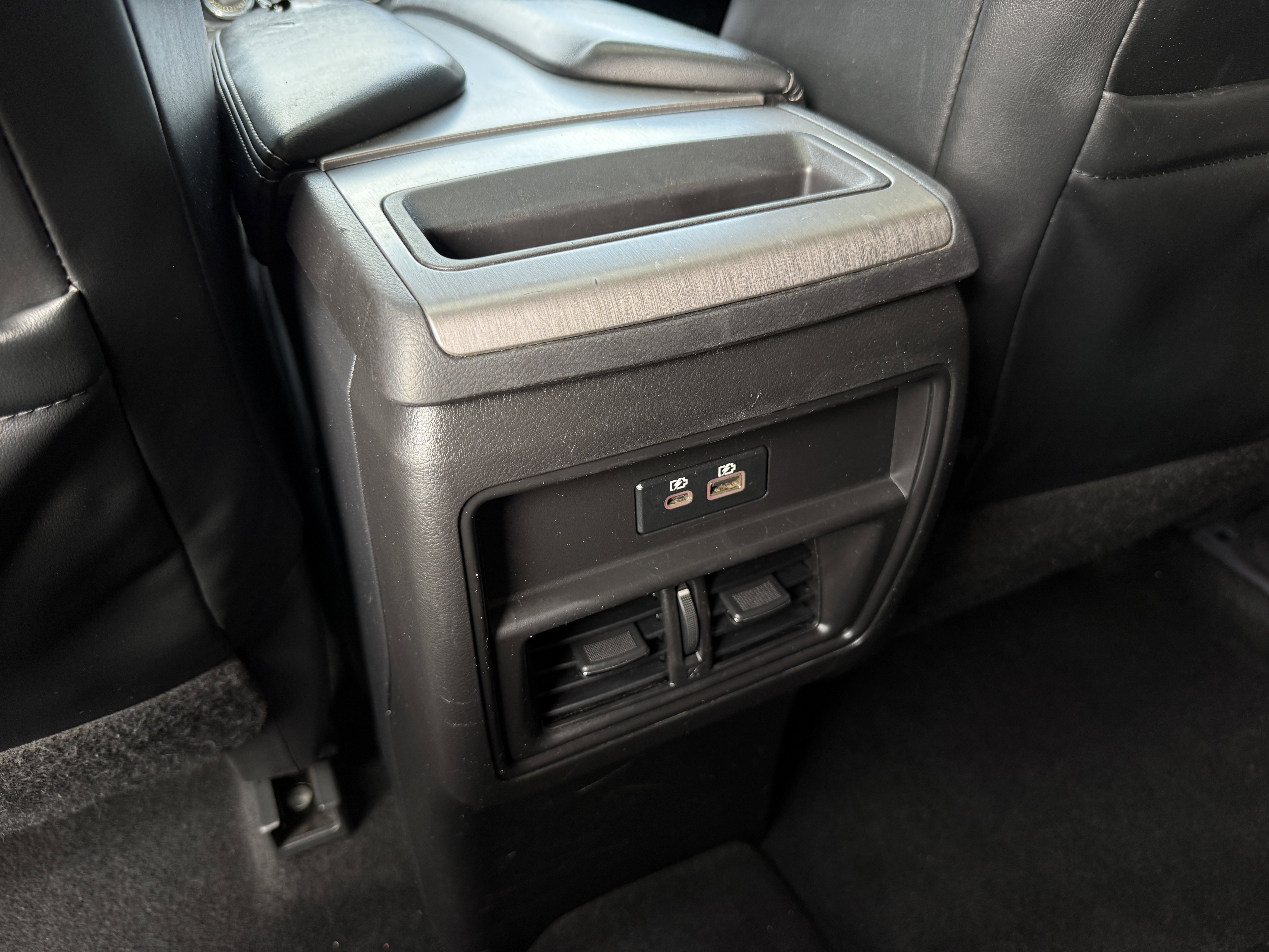 Used 2020 Nissan Murano SV w/ Premium Package image 32