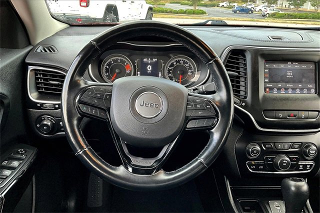 Used 2021 Jeep Cherokee Latitude Plus image 8