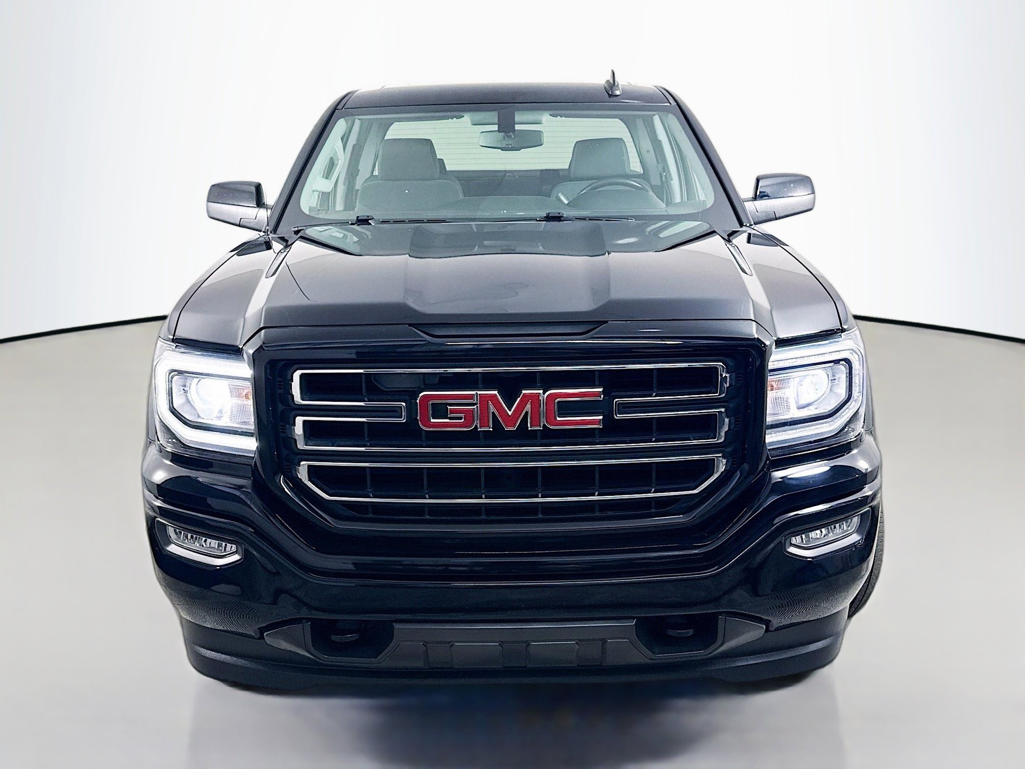 Used 2017 GMC Sierra 1500 SLE w/ SLE Value Package image 2