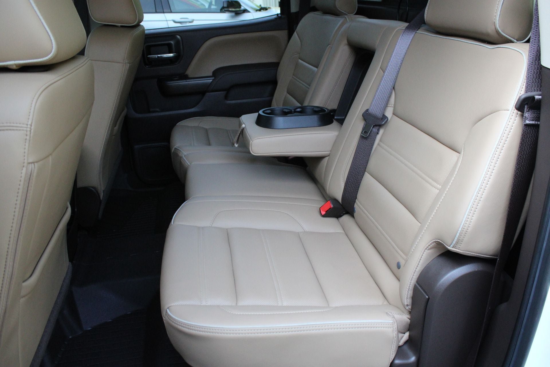 Used 2018 GMC Sierra 1500 Denali AWD/4WD image 18