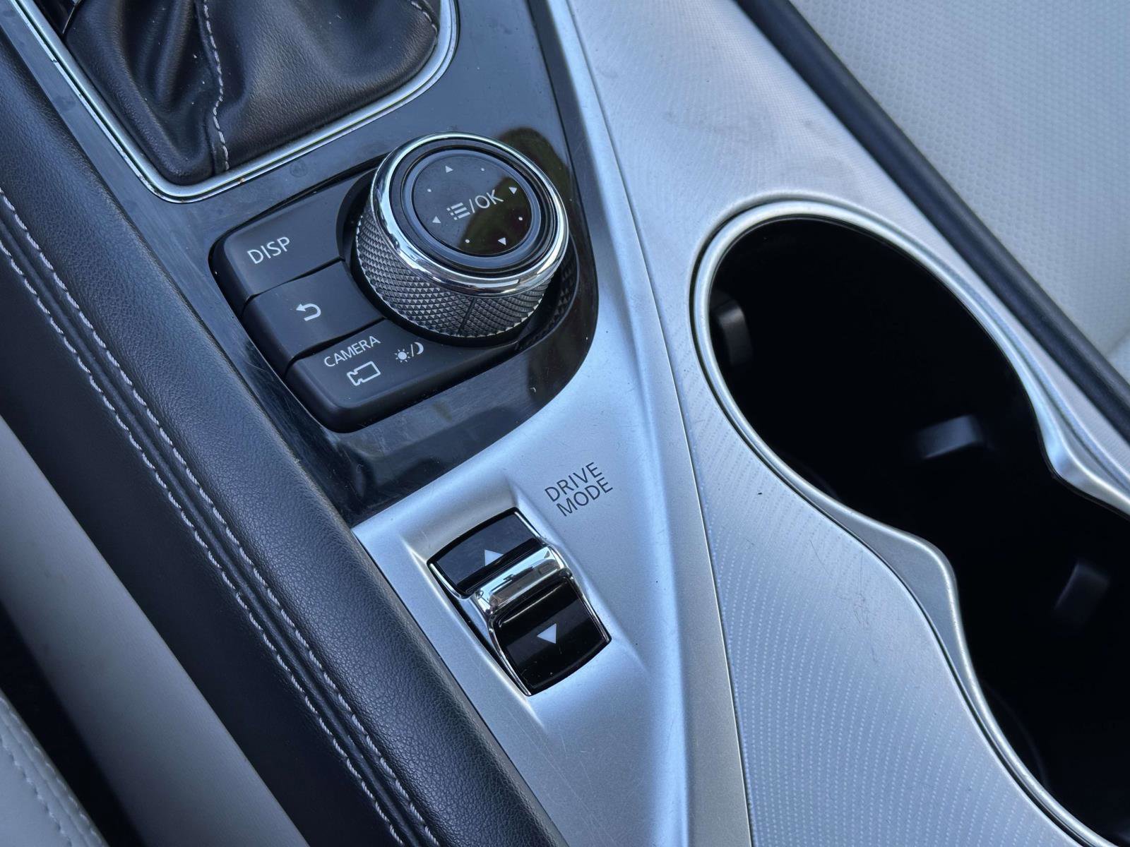 Used 2022 INFINITI Q50 Luxe w/ Cargo Package image 29