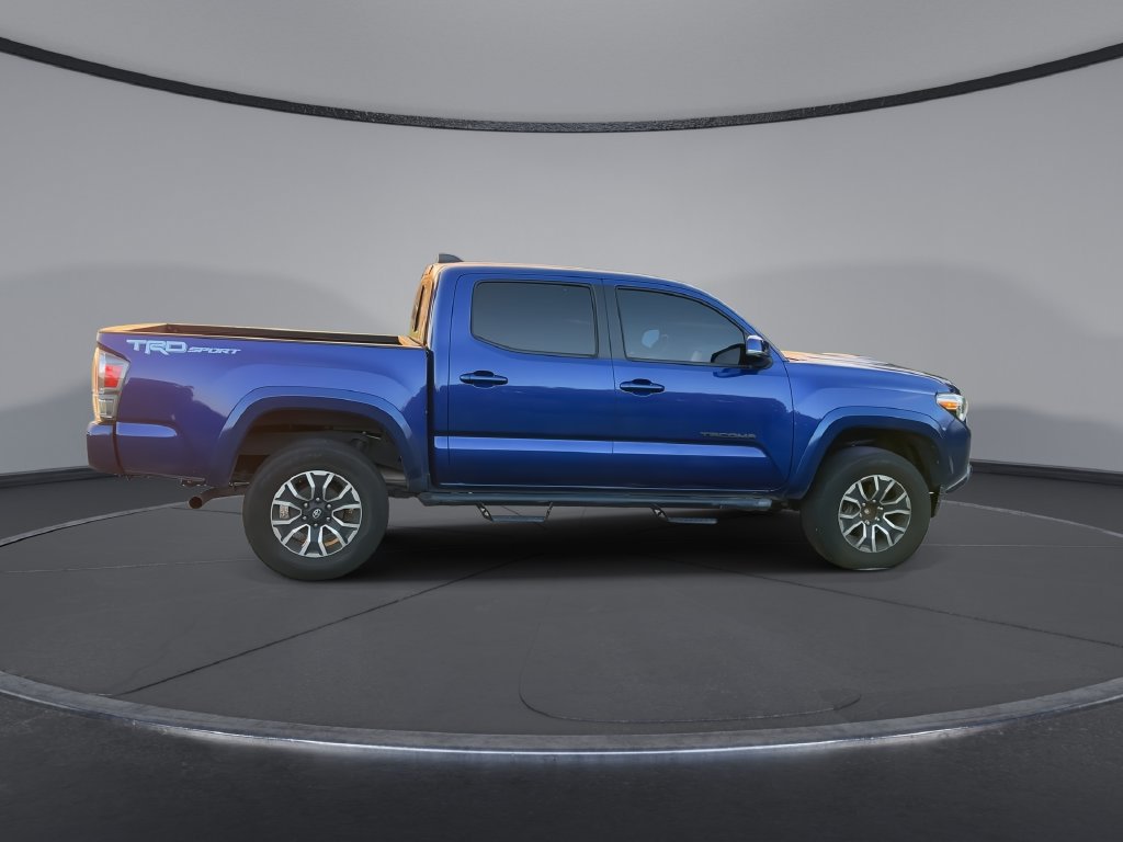 Used 2022 Toyota Tacoma TRD Sport w/ Technology Package RWD image 9