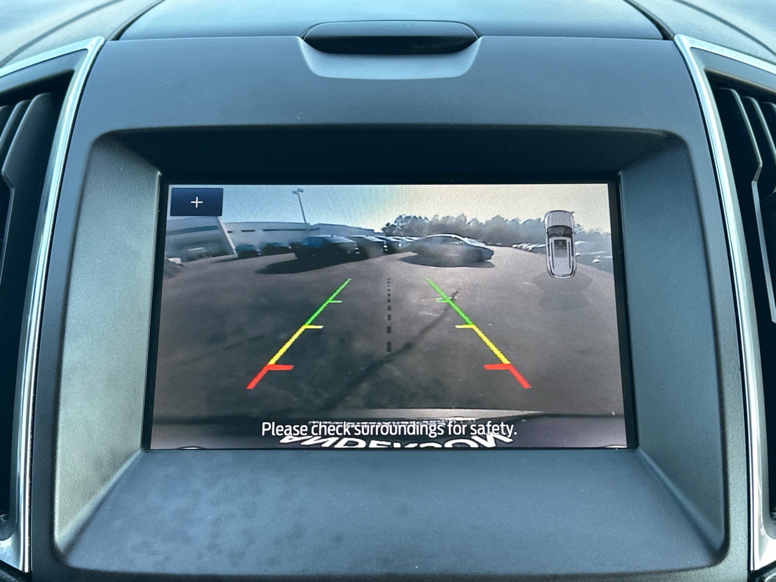 Used 2019 Ford Edge Titanium FWD image 13