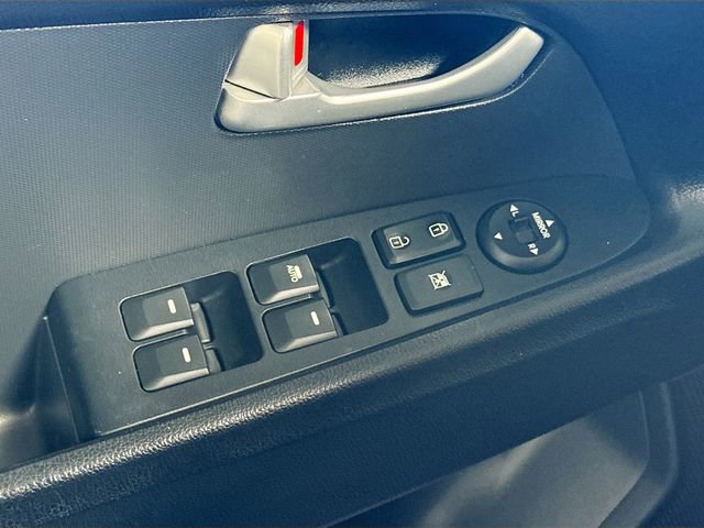 Used 2013 Kia Sportage EX image 18