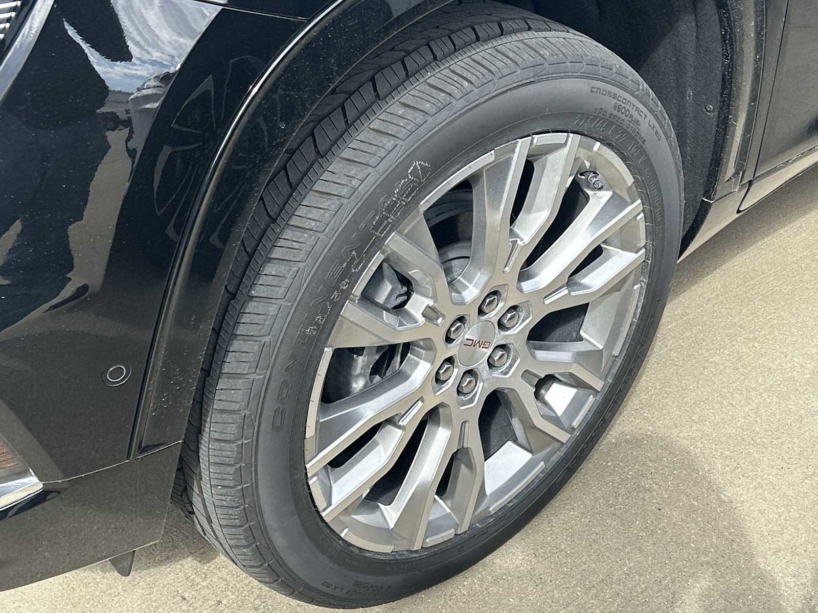 New 2026 GMC Acadia Denali w/ Super Cruise Package image 33