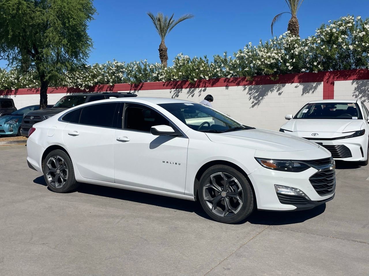 Used 2022 Chevrolet Malibu LT image 3