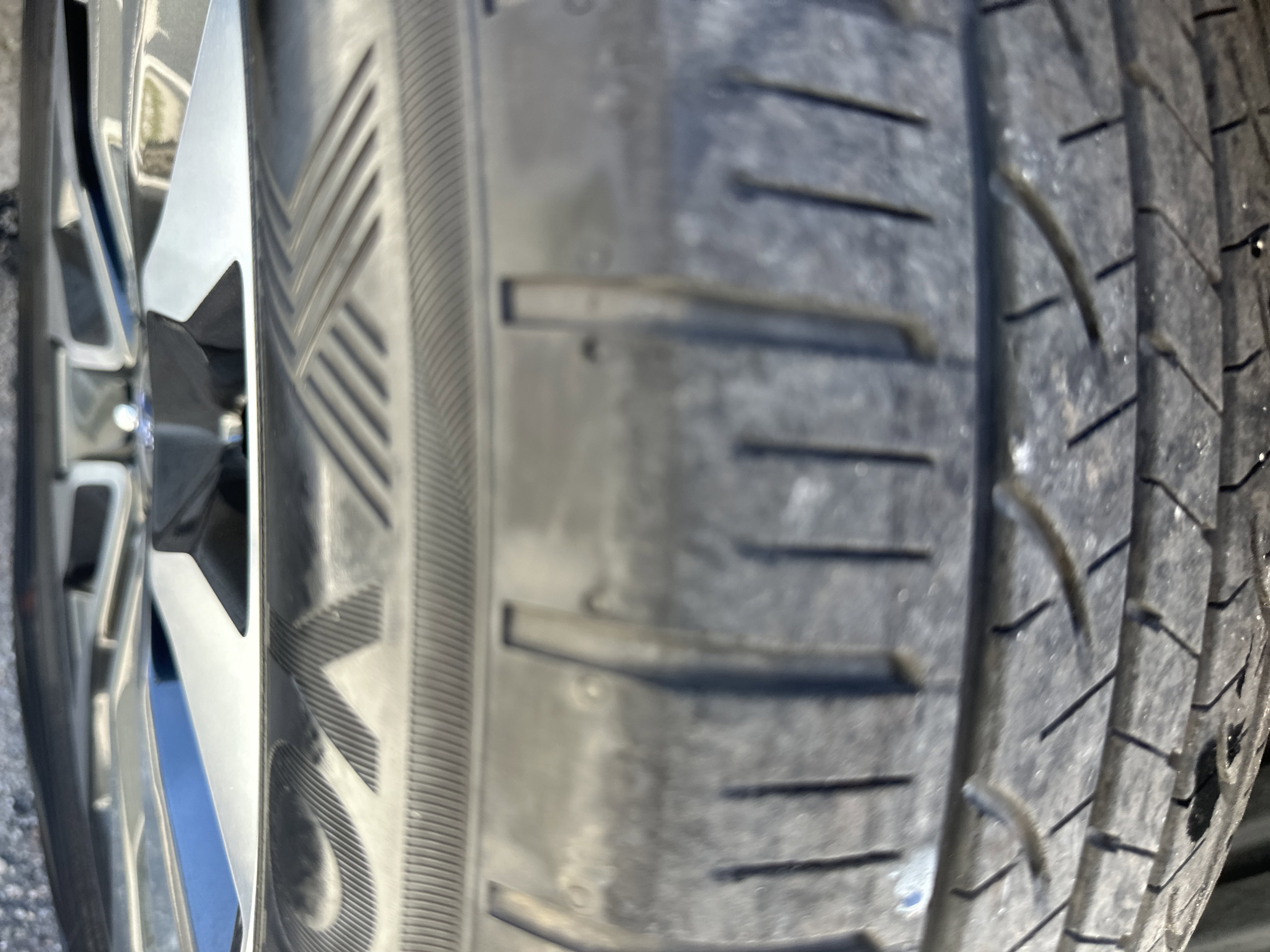 Used 2023 Subaru Outback Limited image 8