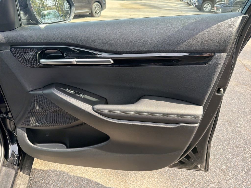 Certified 2025 Kia Seltos S image 29
