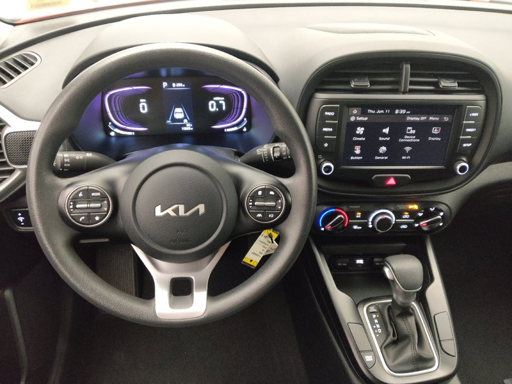 Used 2024 Kia Soul LX w/ Option Group 015 FWD image 22