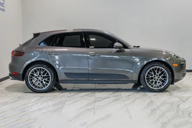 Used 2018 Porsche Macan Sport Edition AWD/4WD image 11